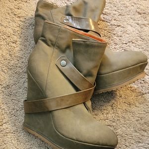 Tan Ankle Wedge Boots Double Strap